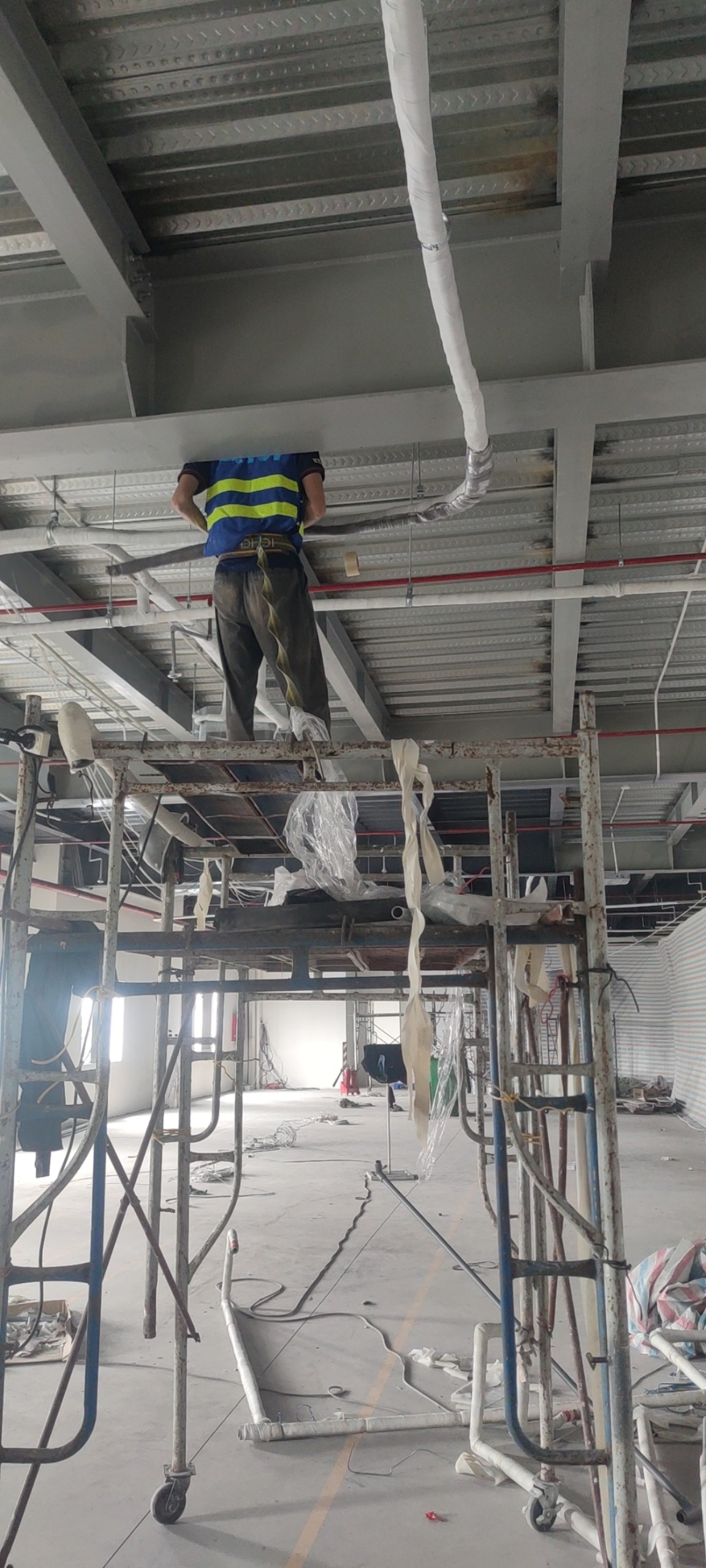 thi công ống đồng hệ multi daikin
