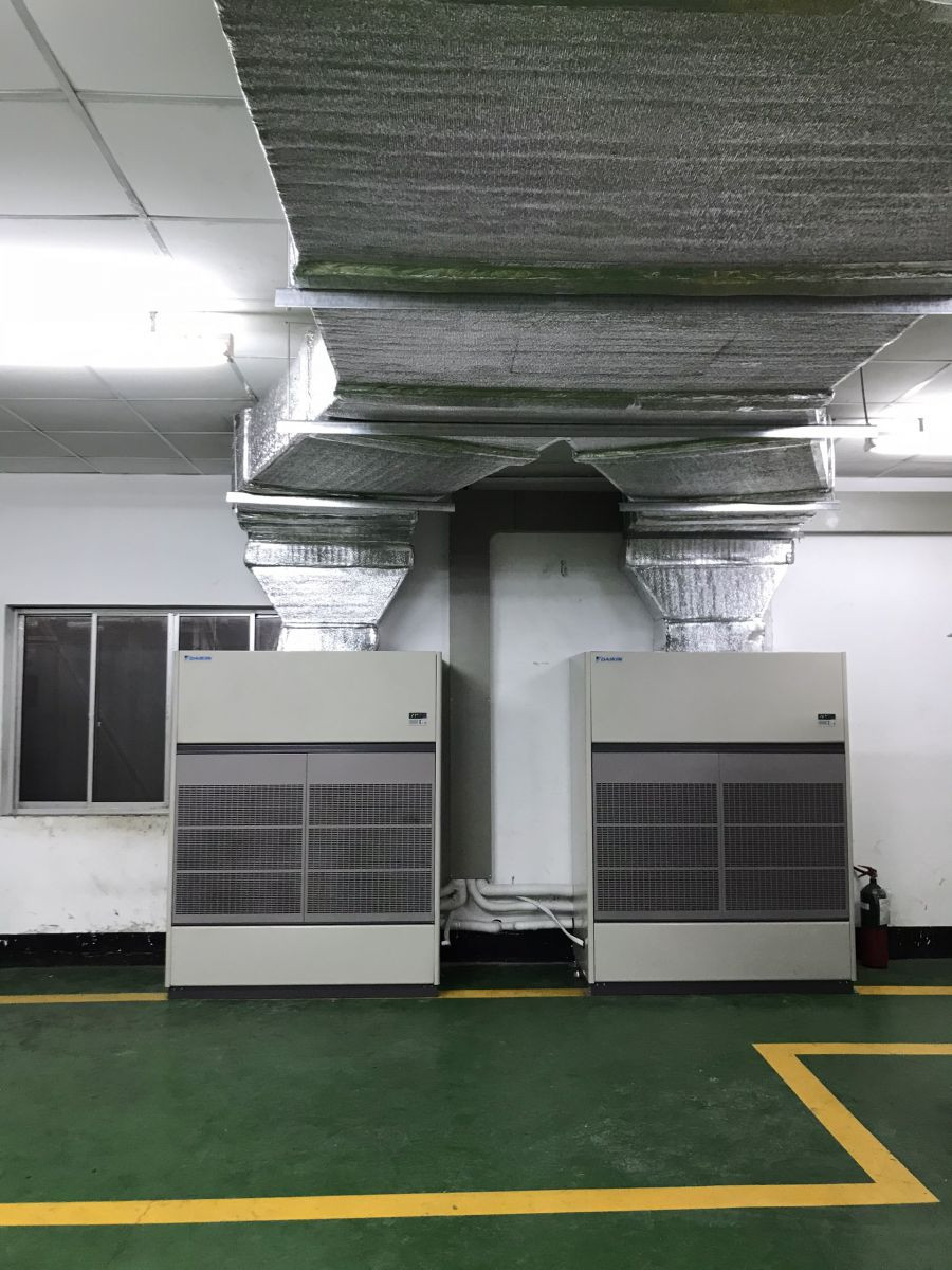 I. Máy lạnh Packaged Daikin đặt sàn nối ống gió
